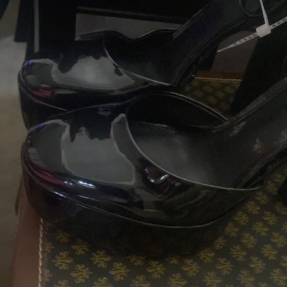 Gianni Bini Women’s Black Patent Leather Platform Shoes, Size 9.5M, 6” Heel NWT - Picture 10 of 11